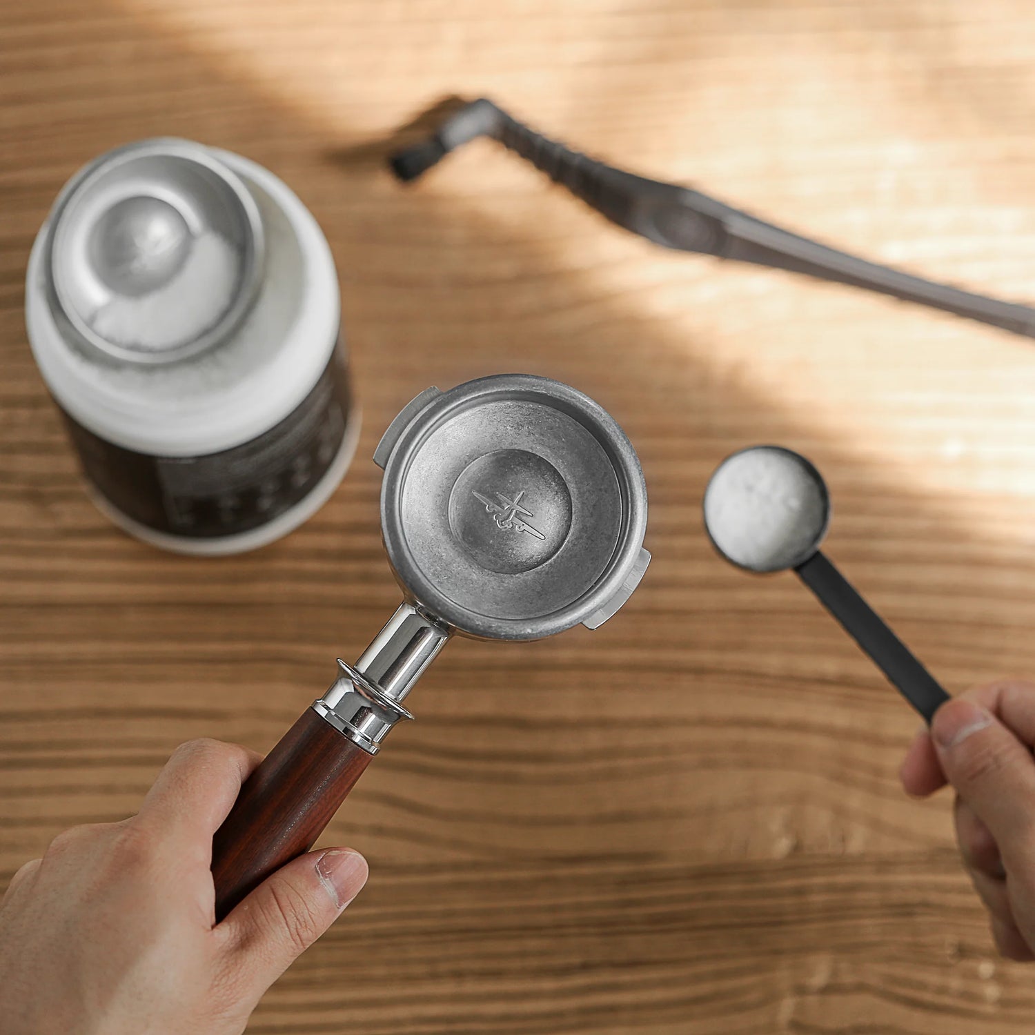 MHW-3BOMBER وعاء أعمى 58 مم عالمي - نقطة فضية