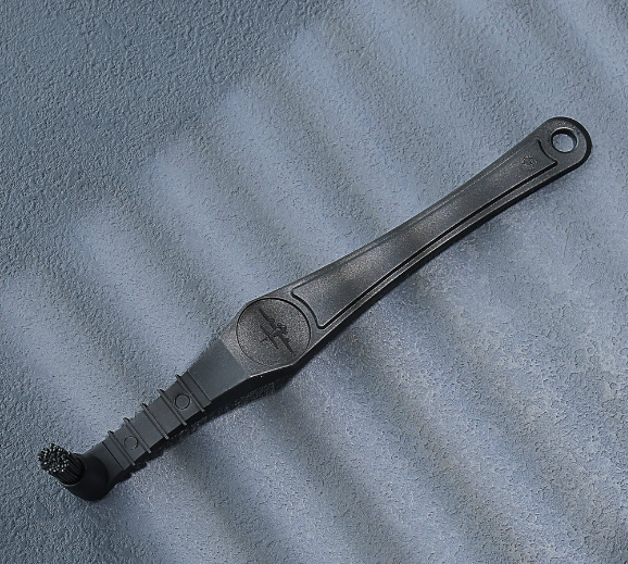 MHW-3BOMBER Elbow Brush 220mm - Black - PA